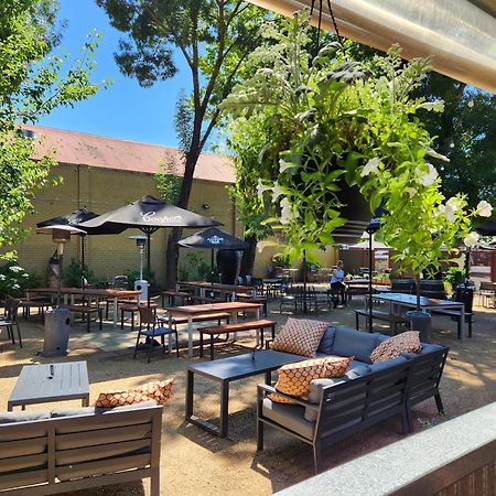 מנספילד Delatite Hotel מראה חיצוני תמונה