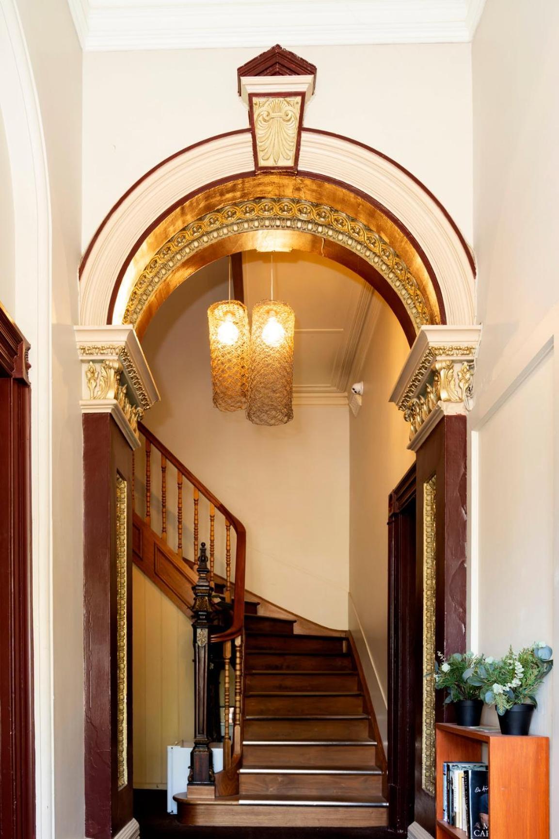 מנספילד Delatite Hotel מראה חיצוני תמונה