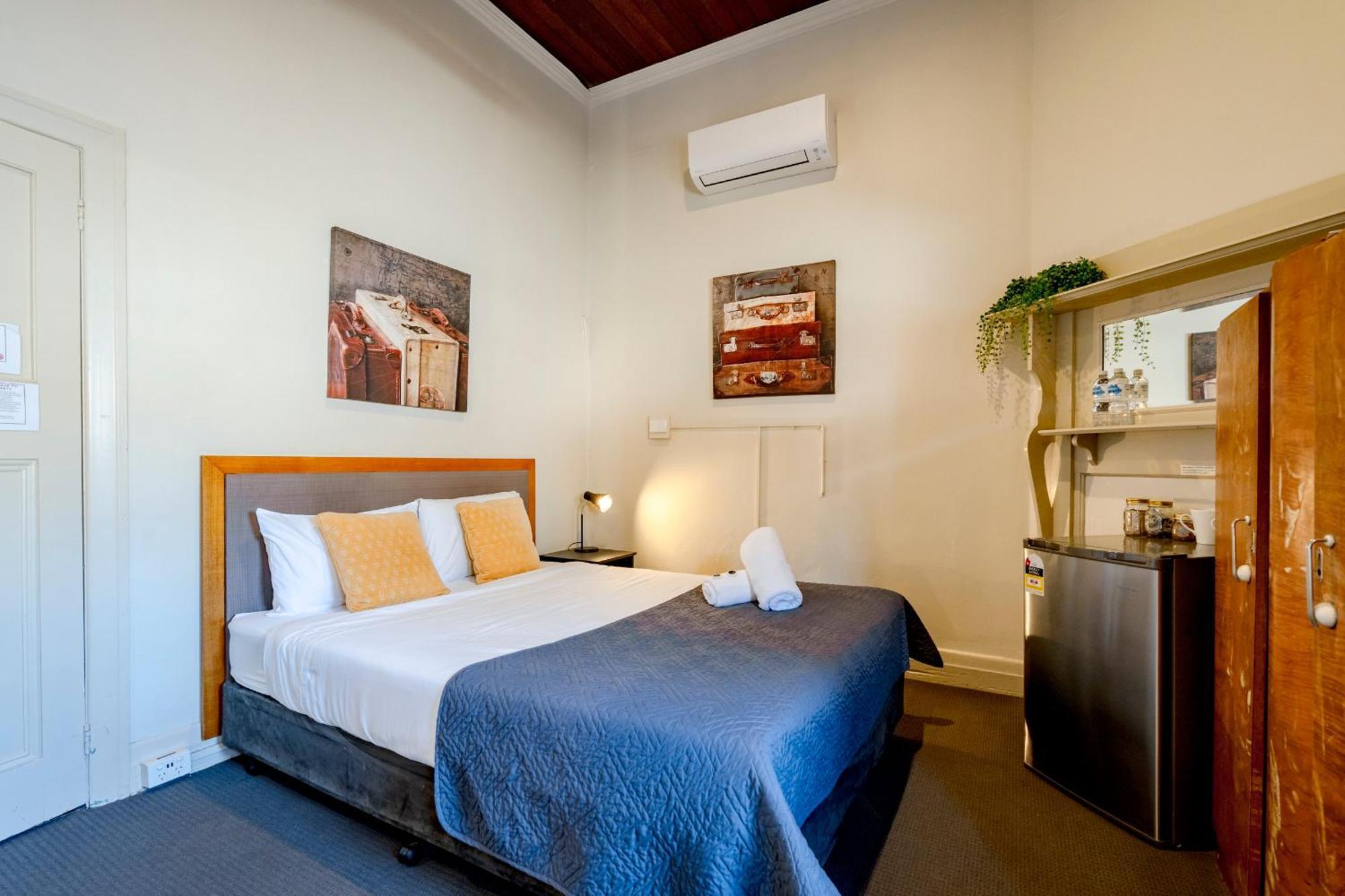 מנספילד Delatite Hotel מראה חיצוני תמונה