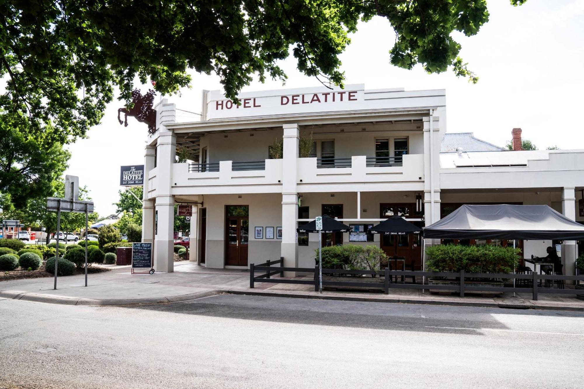 מנספילד Delatite Hotel מראה חיצוני תמונה