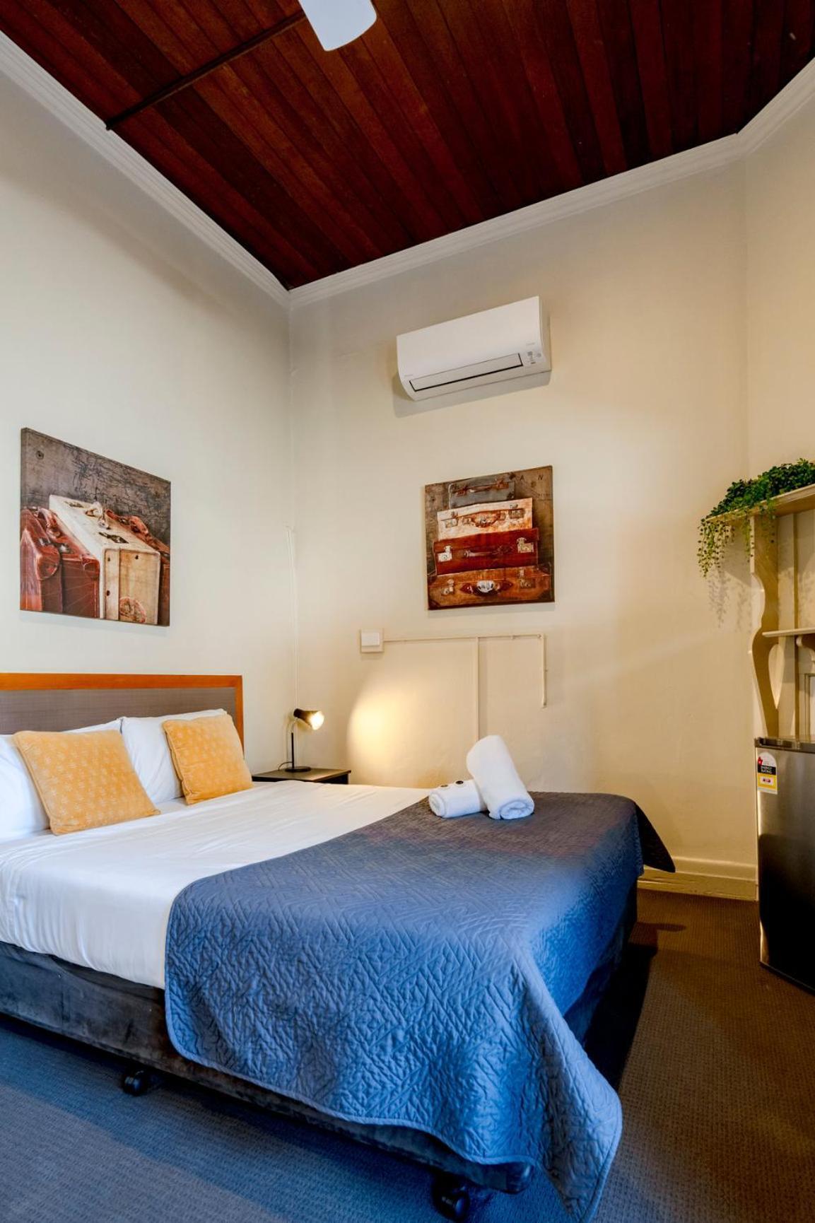מנספילד Delatite Hotel מראה חיצוני תמונה
