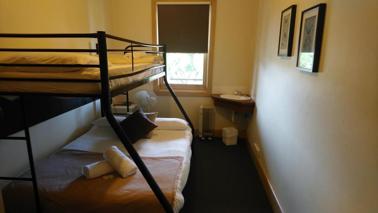 מנספילד Delatite Hotel מראה חיצוני תמונה